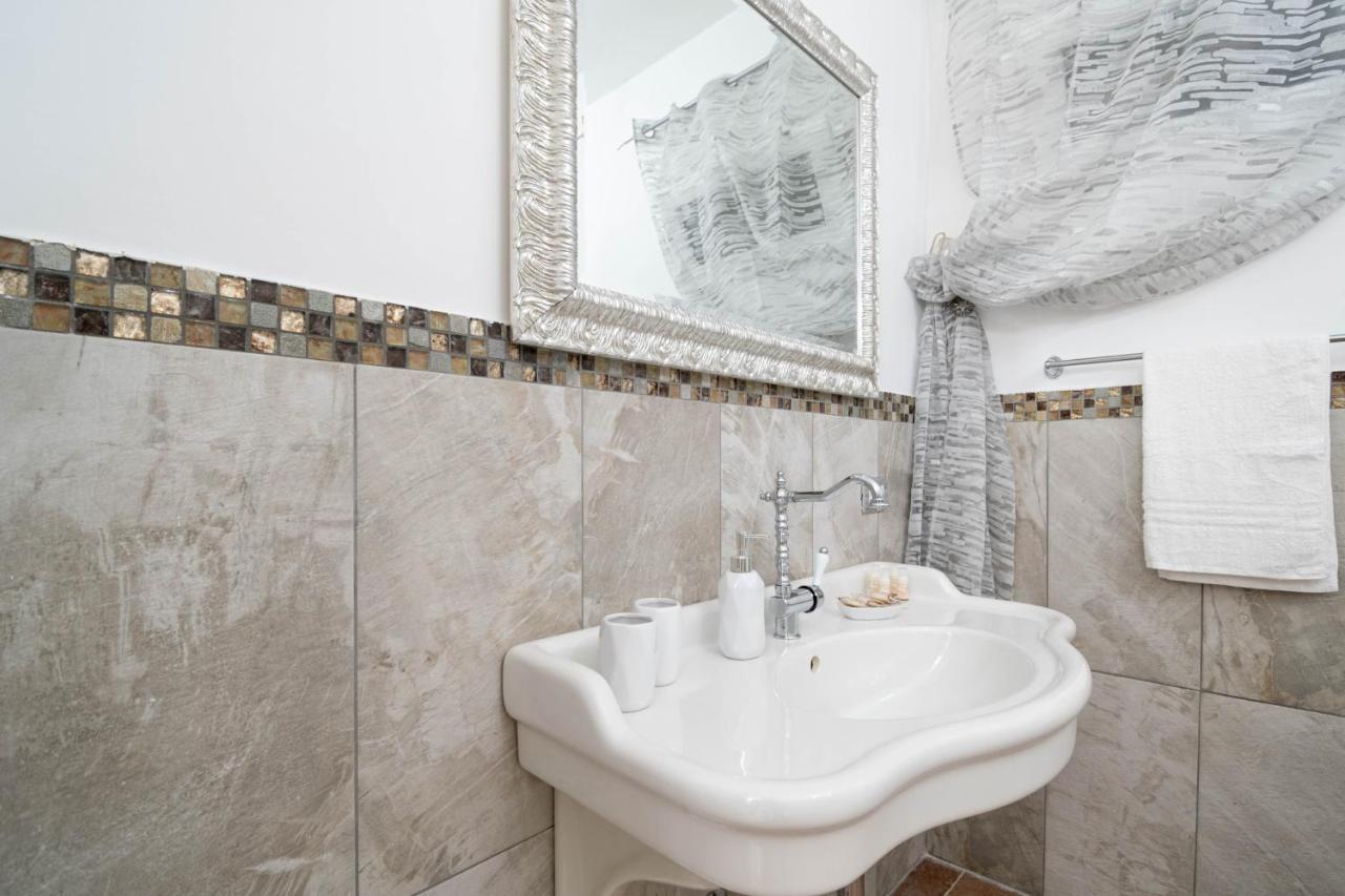 Luxury Villa Arianna Tarano Luaran gambar